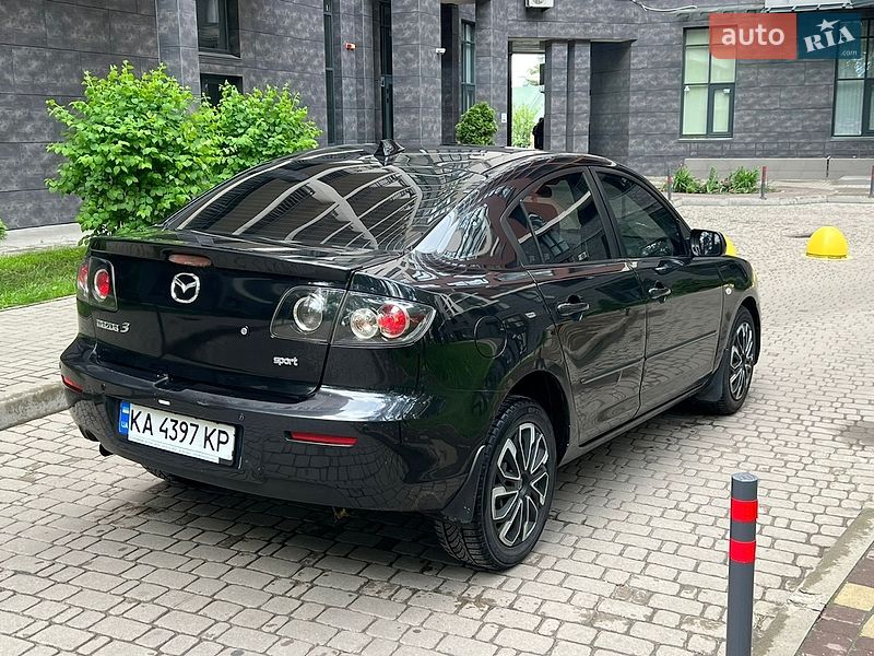 Седан Mazda 3 2008 в Киеве