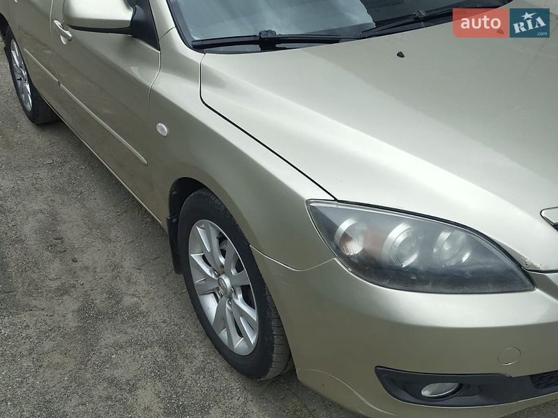 Хэтчбек Mazda 3 2006 в Харькове