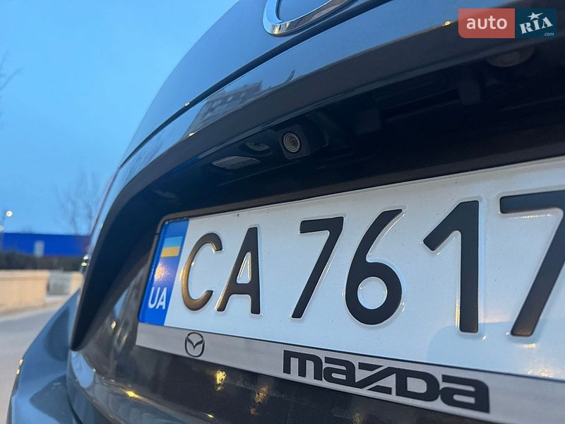 Хэтчбек Mazda 3 2015 в Умани