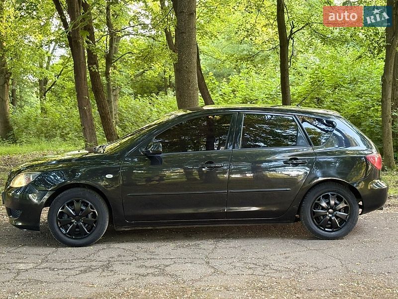 Хетчбек Mazda 3 2004 в Калуші