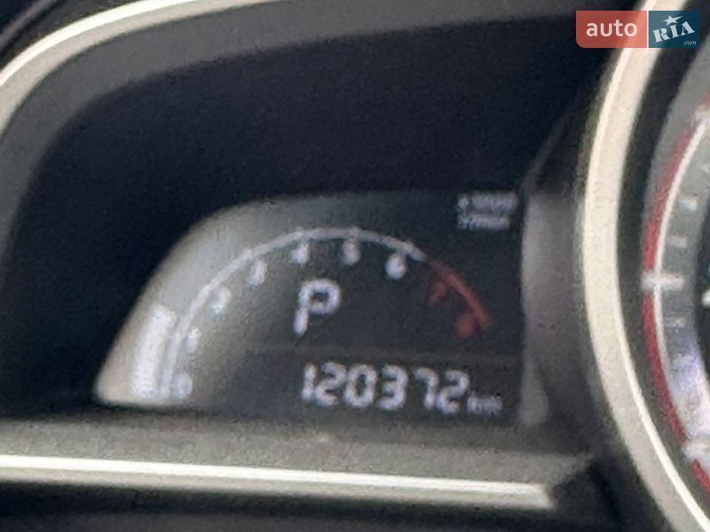 Седан Mazda 3 2016 в Днепре
