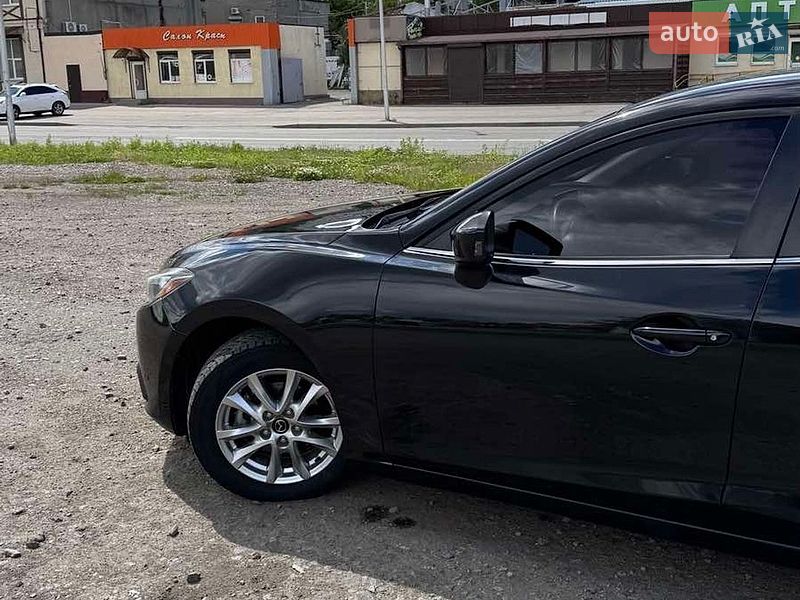 Седан Mazda 3 2015 в Харькове