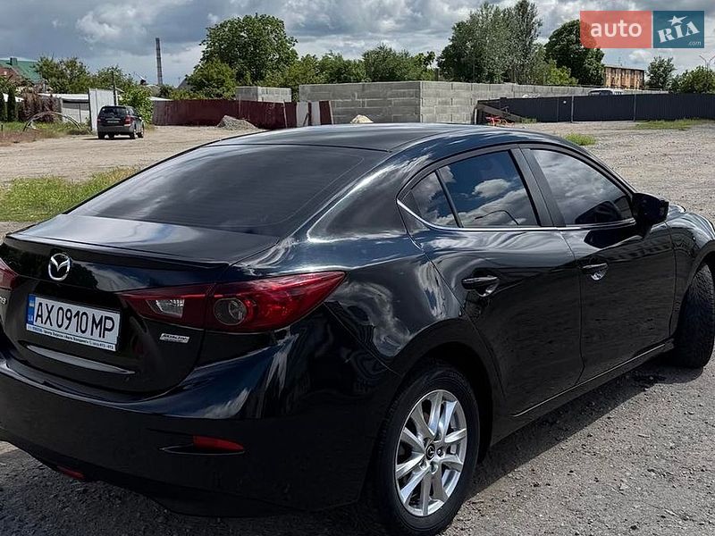Седан Mazda 3 2015 в Харькове