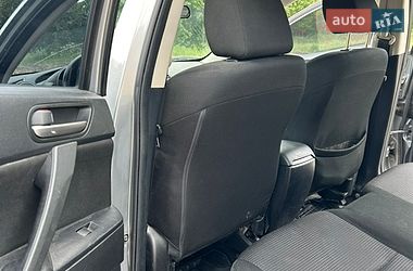 Седан Mazda 3 2013 в Киеве