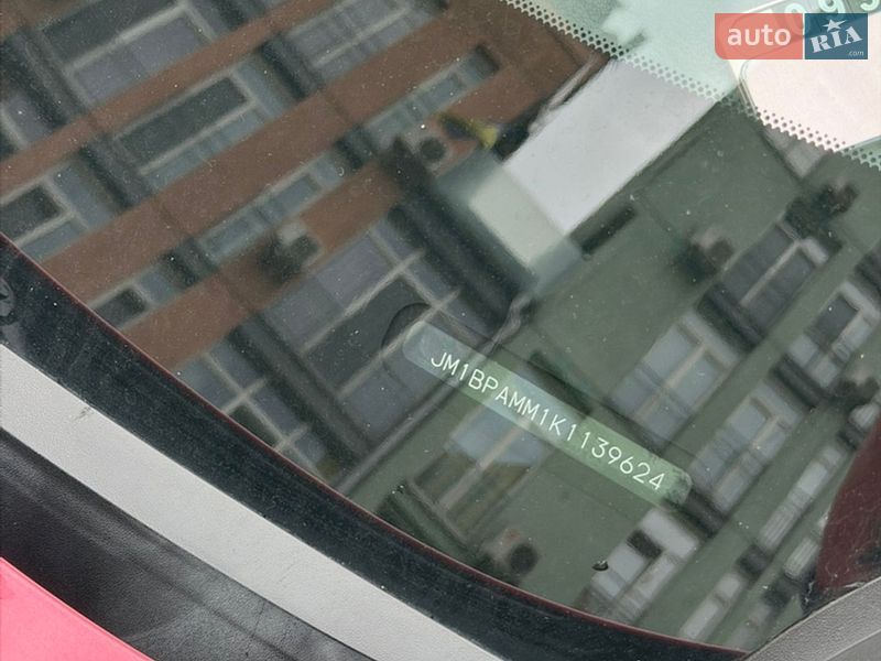 Хэтчбек Mazda 3 2019 в Ровно
