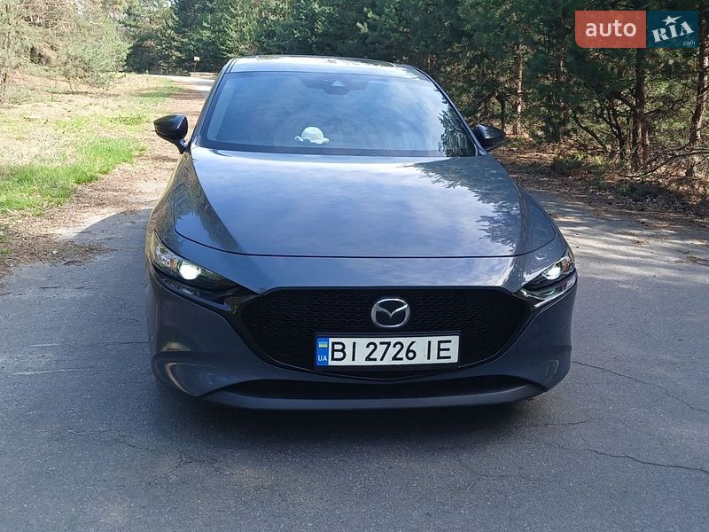 Хэтчбек Mazda 3 2022 в Полтаве