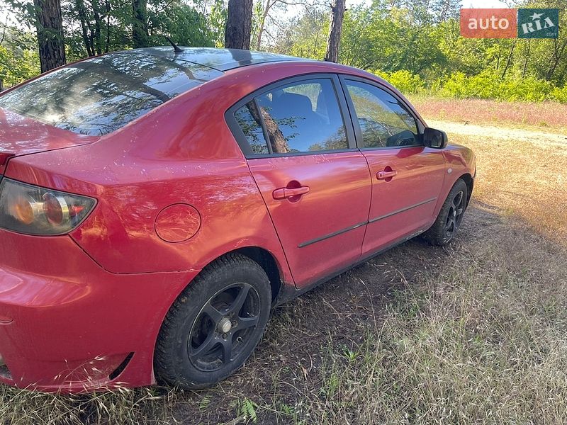 Седан Mazda 3 2006 в Запоріжжі