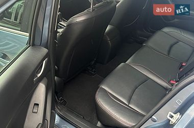 Седан Mazda 3 2015 в Києві