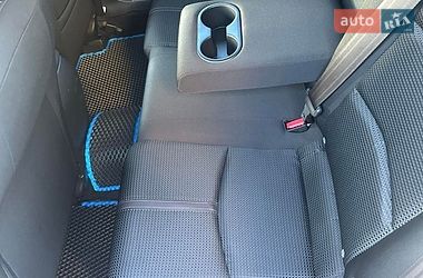 Седан Mazda 3 2018 в Киеве фото 12 Седан Mazda 3 2018 в Киеве