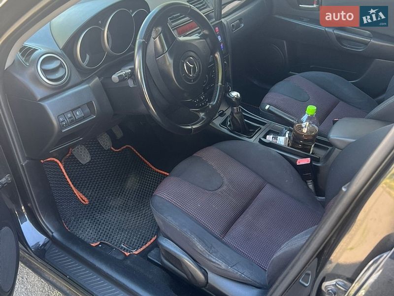 Хэтчбек Mazda 3 2006 в Киеве