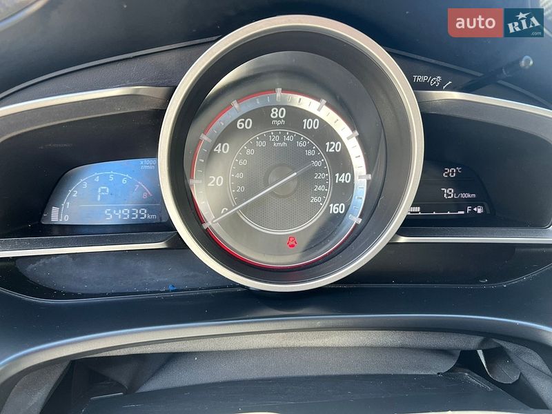 Хэтчбек Mazda 3 2016 в Киеве