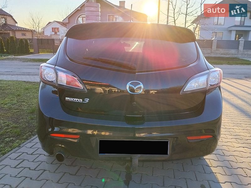 Хэтчбек Mazda 3 2010 в Коломые