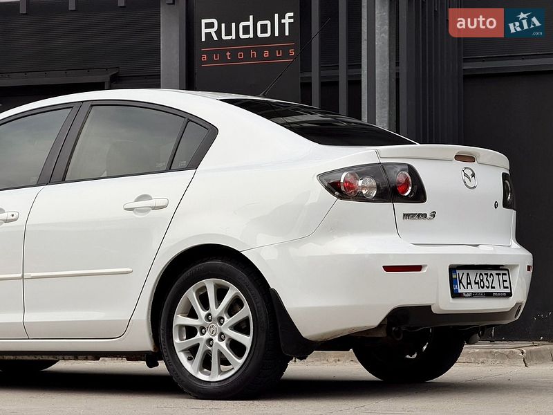 Седан Mazda 3 2009 в Києві