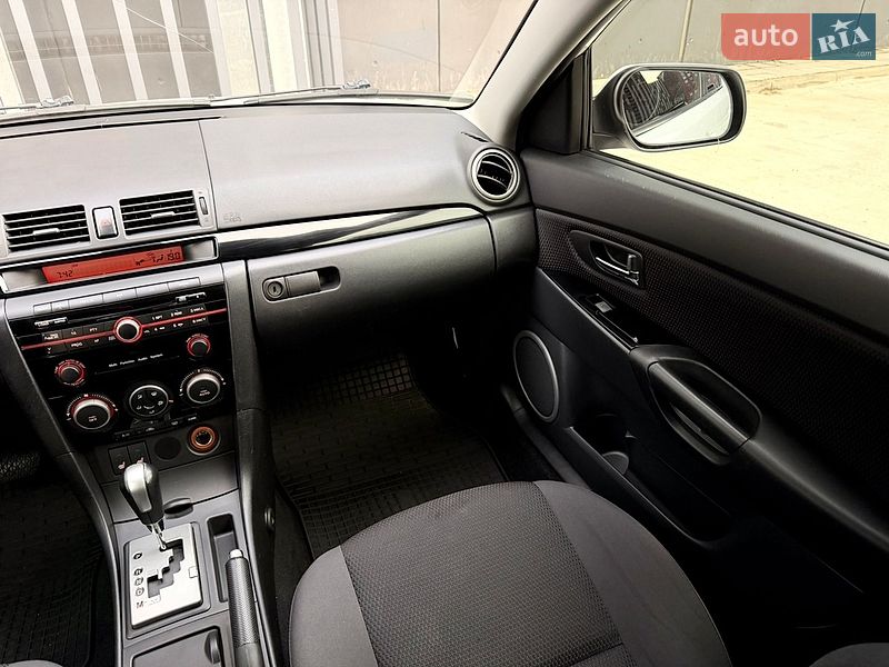 Седан Mazda 3 2009 в Києві