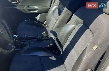 Седан Mazda 3 2005 в Чернігові