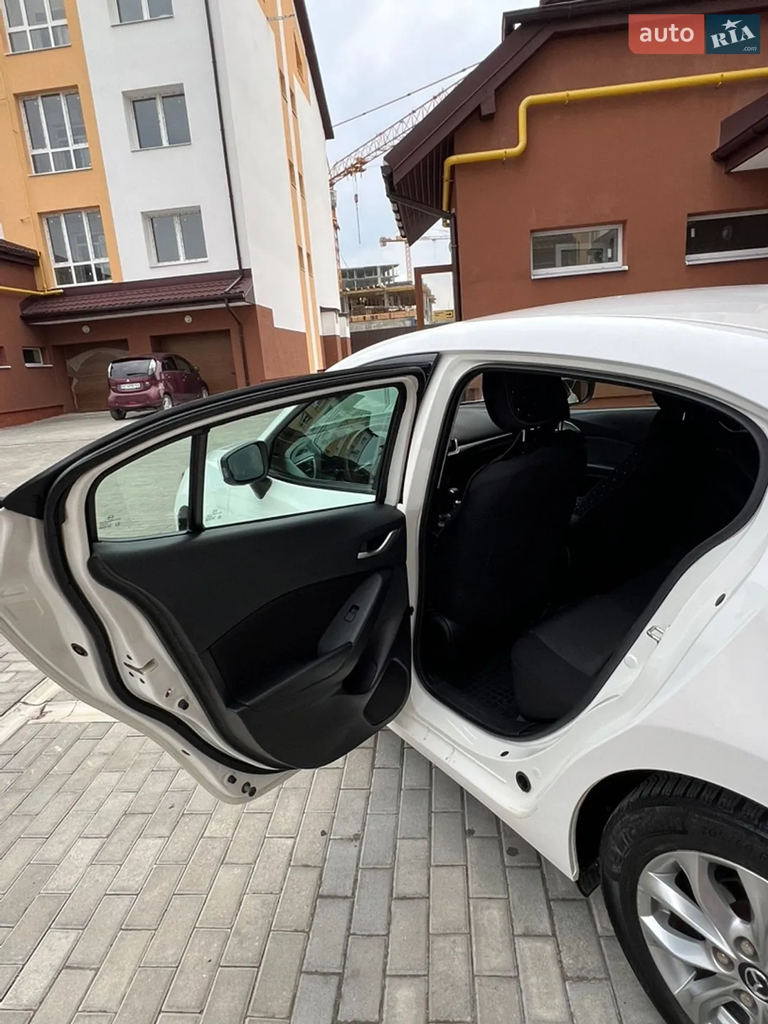 2017 Mazda 3 - мініатюра 16