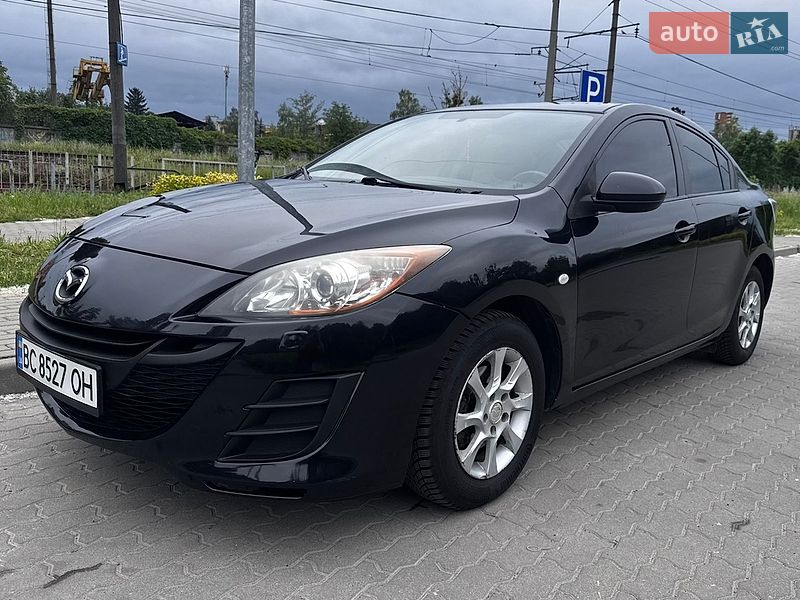 Седан Mazda 3 2010 в Львове