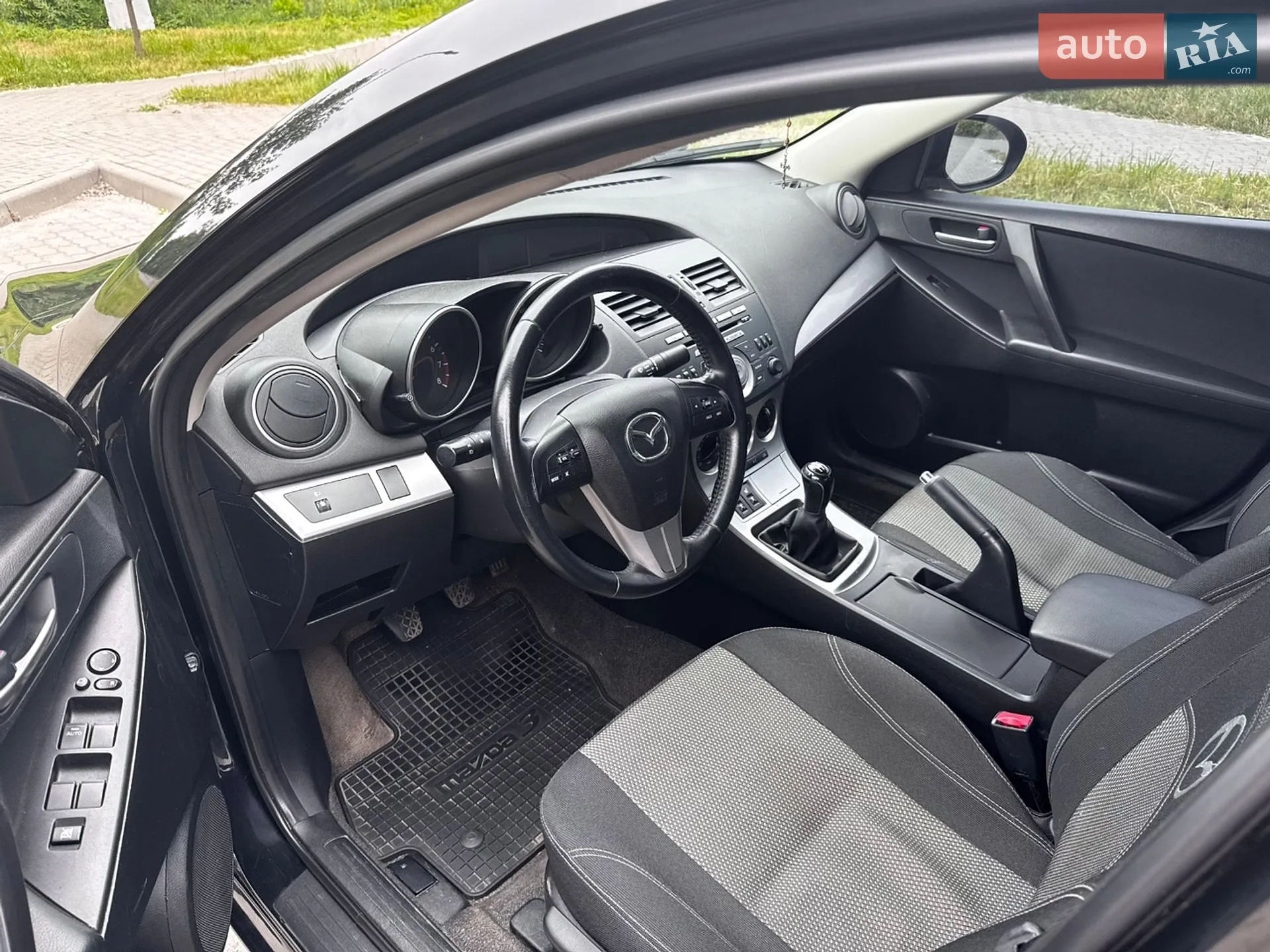 2010 Mazda 3 - мініатюра 16