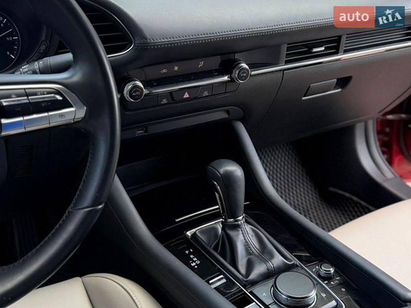 Седан Mazda 3 2019 в Одесі