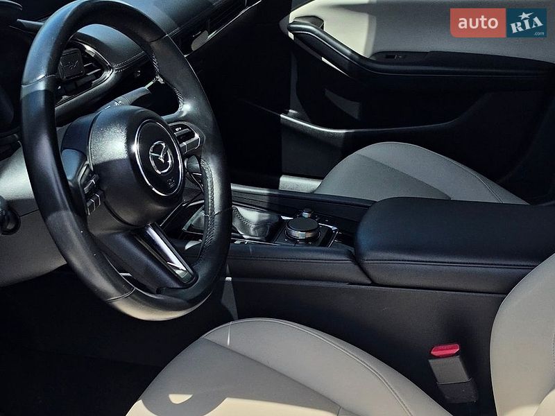 Седан Mazda 3 2018 в Бучі фото 10 Седан Mazda 3 2018 в Бучі
