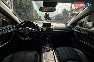 Седан Mazda 3 2017 в Белой Церкви