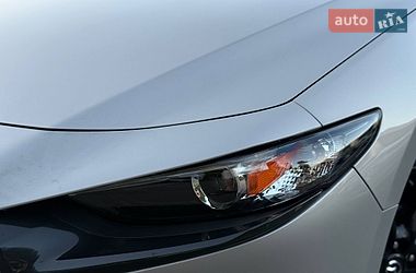 Хетчбек Mazda 3 2024 в Києві