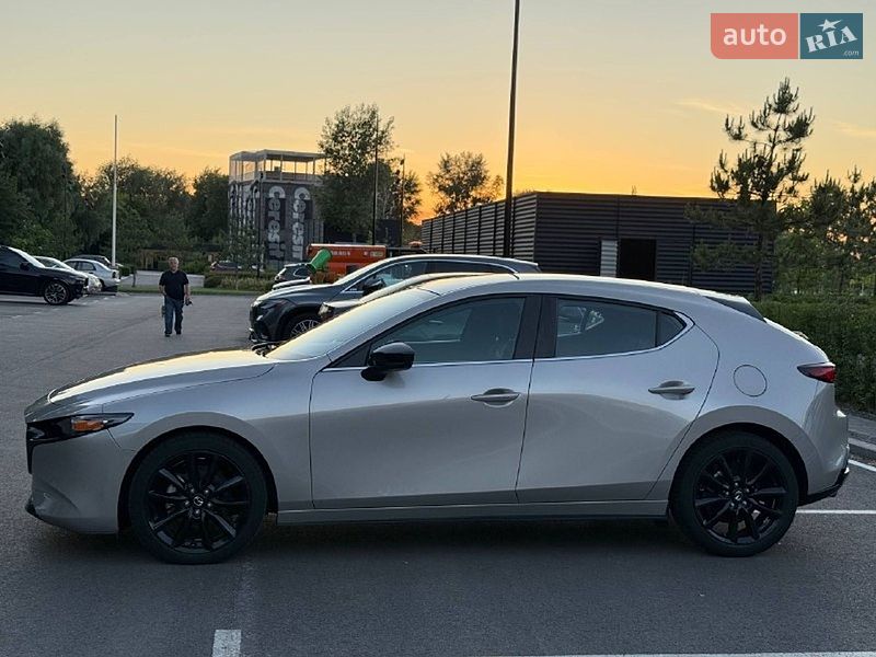 Хетчбек Mazda 3 2024 в Києві
