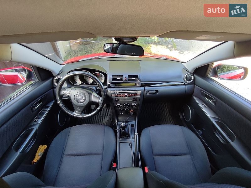 Седан Mazda 3 2008 в Днепре