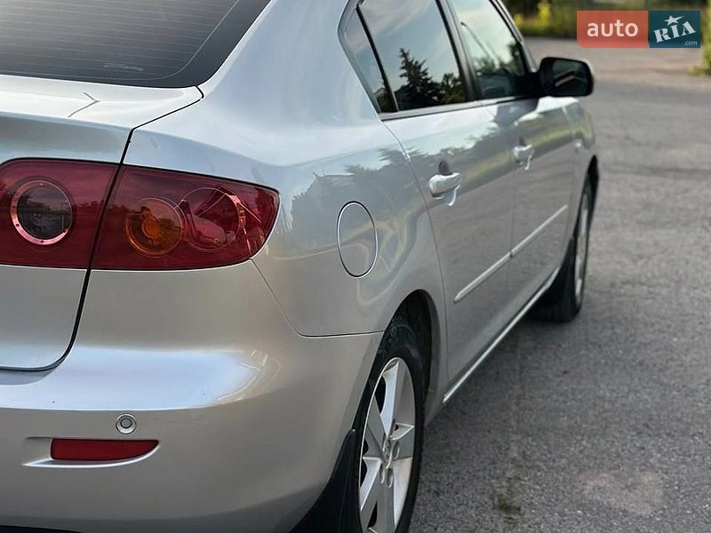 Седан Mazda 3 2004 в Тернополі