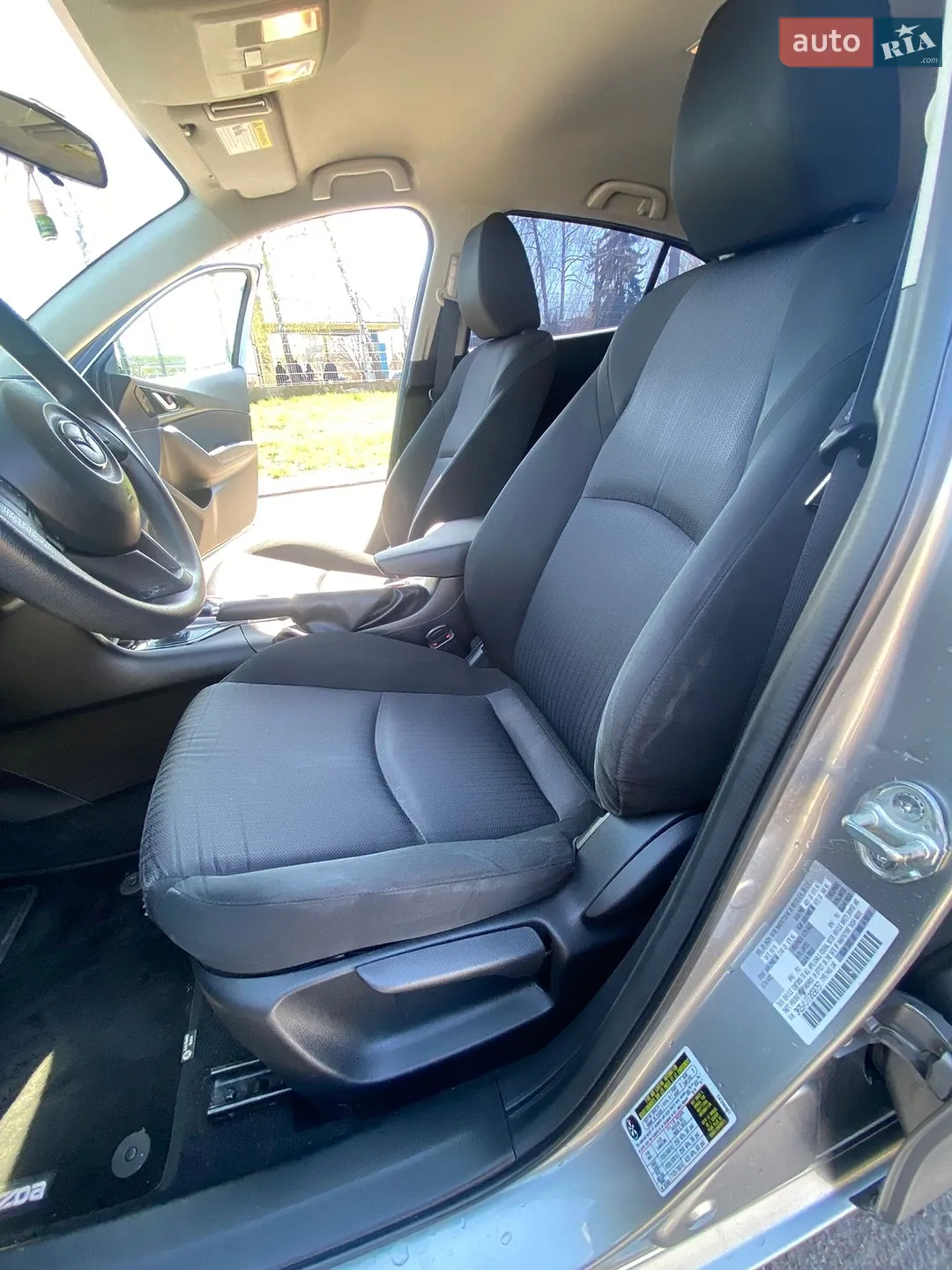 2016 Mazda 3 - мініатюра 16