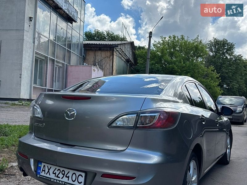 Седан Mazda 3 2012 в Харькове