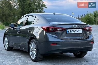 Седан Mazda 3 2014 в Тараще