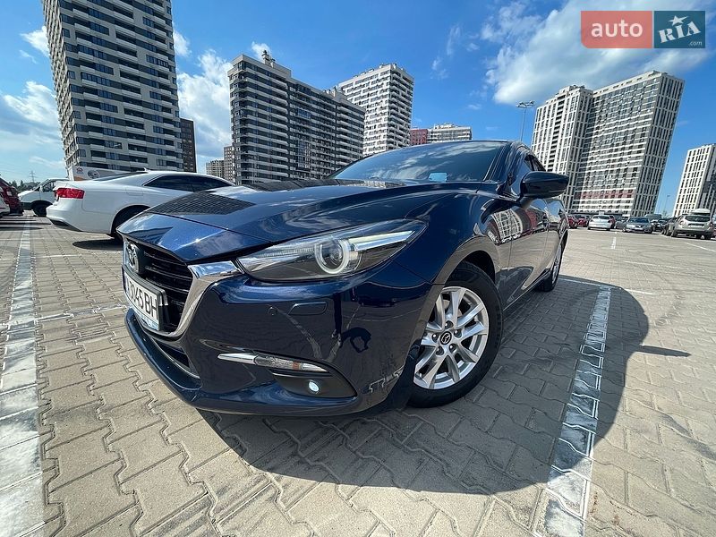 Хэтчбек Mazda 3 2016 в Киеве