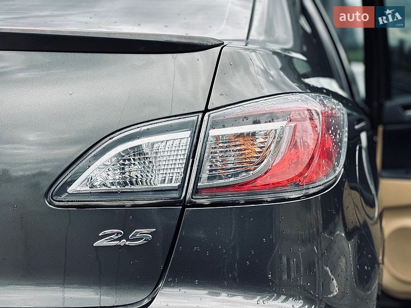 Седан Mazda 3 2011 в Кременчуге