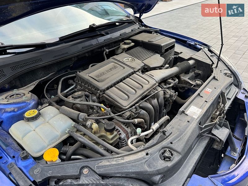 Хэтчбек Mazda 3 2006 в Луцке