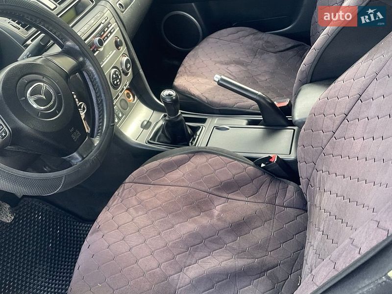 Седан Mazda 3 2007 в Болехове