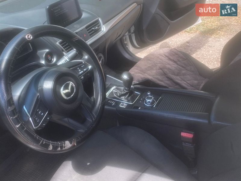 Седан Mazda 3 2017 в Одессе
