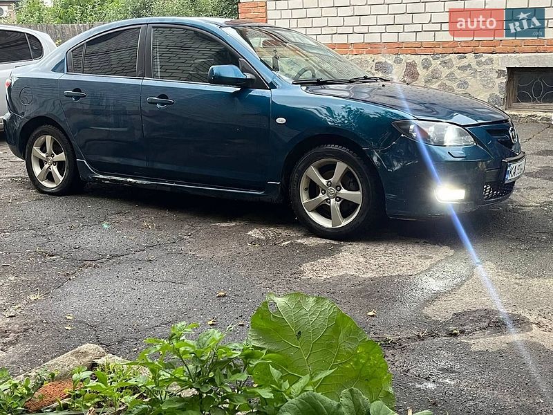 Седан Mazda 3 2007 в Пирятині