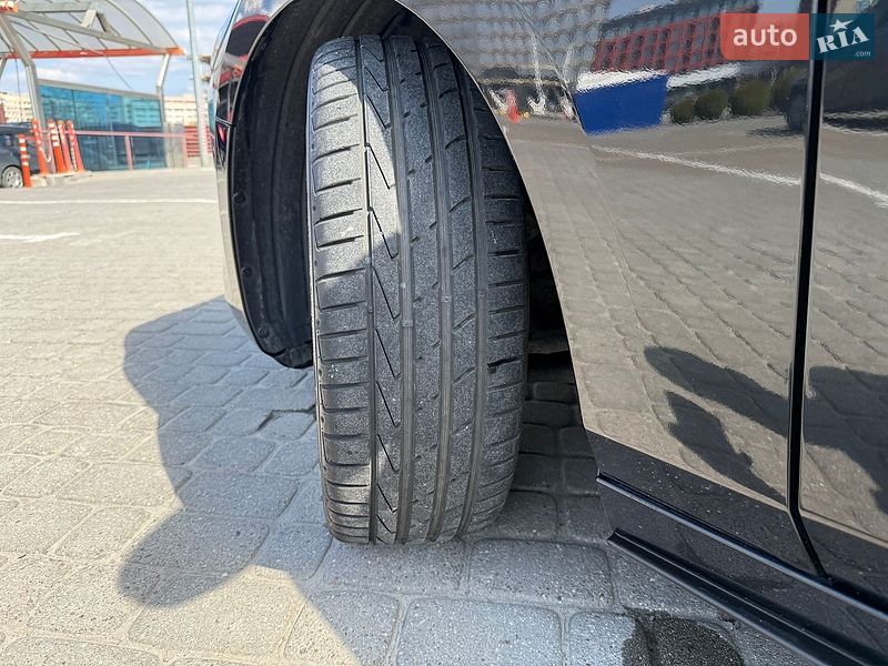 Хетчбек Mazda 3 2019 в Львові фото 23 Хетчбек Mazda 3 2019 в Львові