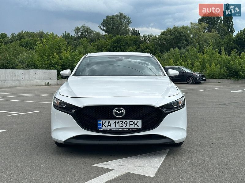 Хэтчбек Mazda 3 2019 в Киеве