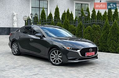 Седан Mazda 3 2025 в Киеве
