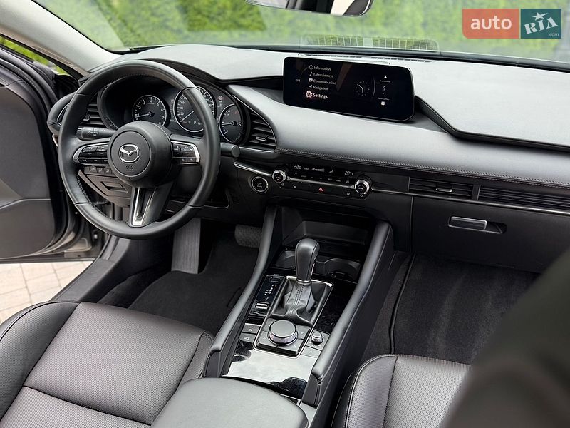 Седан Mazda 3 2025 в Киеве