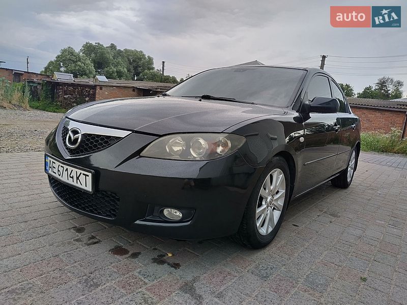 Седан Mazda 3 2007 в Тростянце