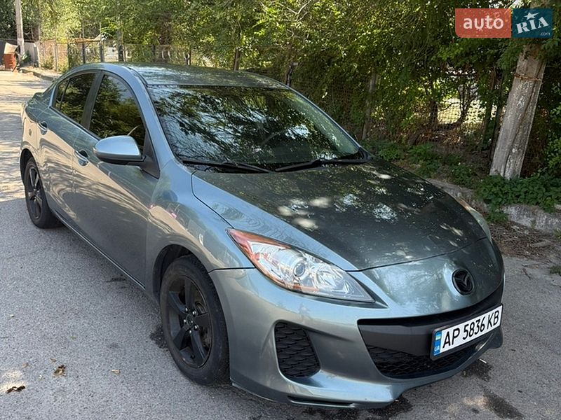Седан Mazda 3 2012 в Запоріжжі