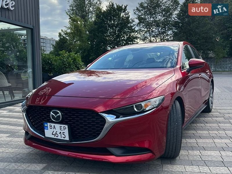 Седан Mazda 3 2019 в Львове