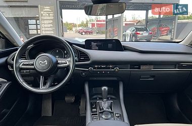 Седан Mazda 3 2019 в Львове