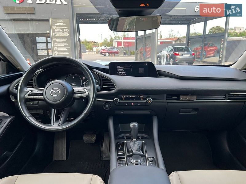 Седан Mazda 3 2019 в Львове
