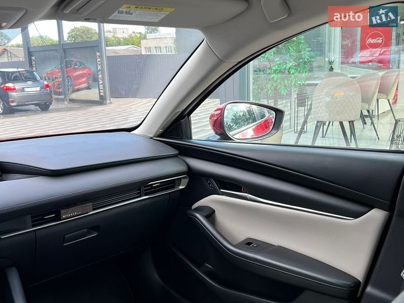 Седан Mazda 3 2019 в Львове