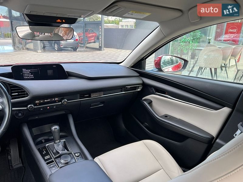 Седан Mazda 3 2019 в Львове