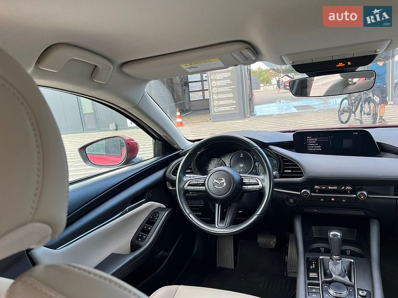 Седан Mazda 3 2019 в Львове